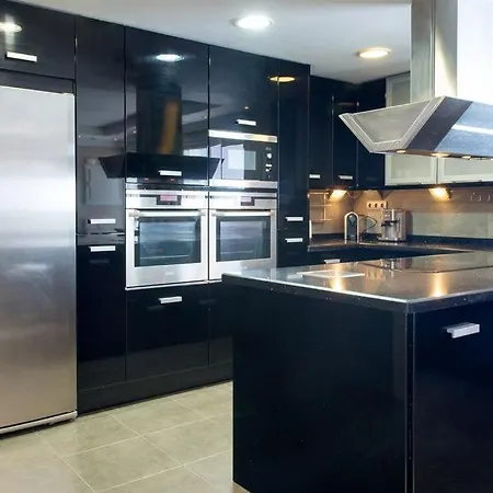 Party, Celebration Villa In Marbella Bed & Breakfast Marbella