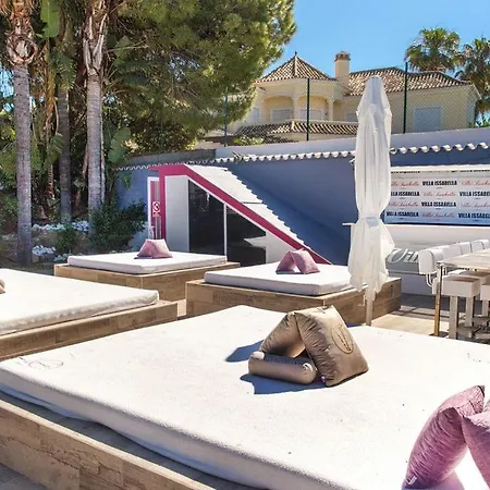 Bed & Breakfast Party, Celebration Villa In Marbella *